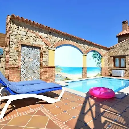 Family With Pool In O Con - 200 M² Private Garden *