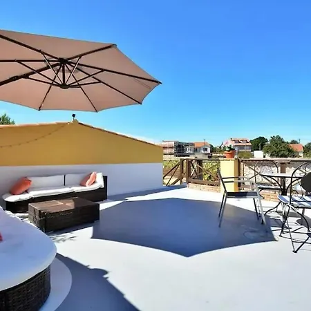 Family With Pool In O Con - 200 M² Private Garden Villa